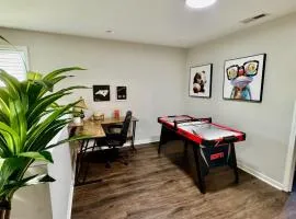 Spacious 4 bedroom House in University area close to PNC pavilion