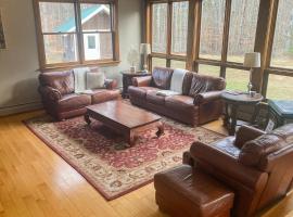 House In The Woods, Hotel in Center Conway