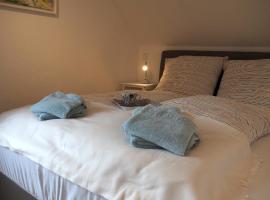 Appartment Buntspecht - Gemütliche Ferienwohnung, Direkt am Wald, Nähe zur Altstadt, Hotel in Mölln