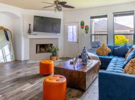 5BR BIG Home in Tomball, Game Room 10 pax, hotel en Tomball