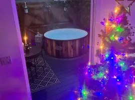 Elkstone Studio Private Hottub Pet Friendly