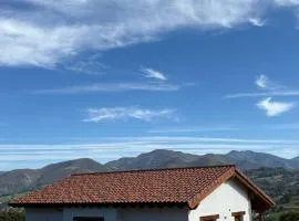 Casa de Aldea EL AVELLANU