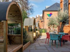 Iconinc Gravity, ξενοδοχείο στο Λίνκολν