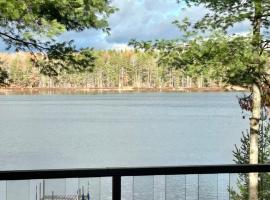 Blue Gill Serenity, hotel en Frederic