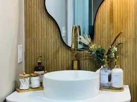 Modern Decatur Apt B near Emory, Midtown, Downtown