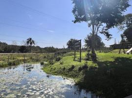 Cabañas de los árboles, hotel en Puerto Esperanza