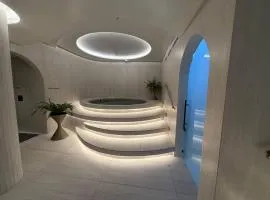 Adagio Designer Suite Dual Private Terraces & Wellness Spa