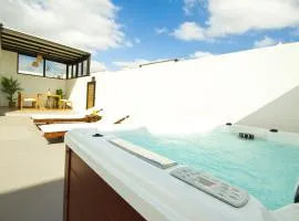 Casa Victoria - By AZ Rentals