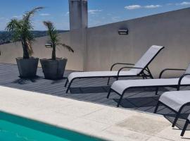 PARANA Parque y CPC, hotel en Paraná