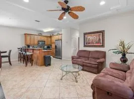 Relaxing 3-3 Island Condo - Short Walk to Beach