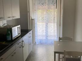 Zentrale Unterkunft, hôtel à Berne