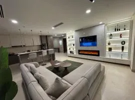 Downtown Signature Suites-Skyline - Margalla Views- Mall of Islamabad Blue Area F-7