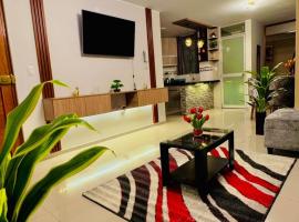 moderno departamento en estreno con cochera, hotel v mestu Tacna