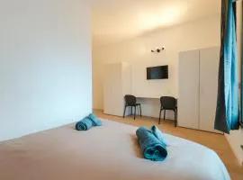 Raffinata Stanza 5 con bagno privato zona Stazione