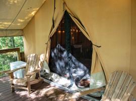 The Green Heron's Nest - Family Glamping Tent in Red River Gorge, luxusní kemp v destinaci Rogers