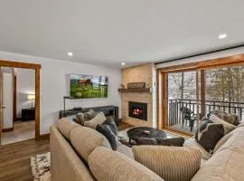 Bear Claw 312 - Ski-in Ski-out Condo!