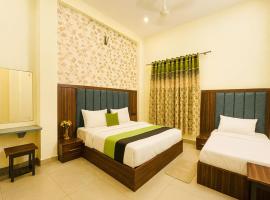 Hotel Super Affordable silverkey Stay Near Krishna Nagar -Free Parking Facility, Hotel in Mathura