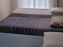 Apartamento Praia de Gravatá,5 km Beto Carreiro e 6km aeroporto de Navegantes, hotel v destinaci Navegantes