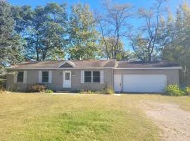 White Birch - Riverfront and Newly-Remodeled!