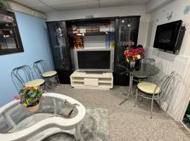 Appartement Cool à Longueuil Plan A, khách sạn ở Longueuil