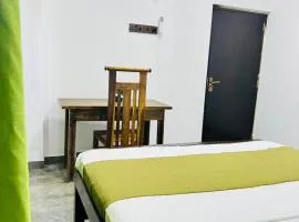 White House River Villa