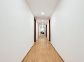 Townhouse Golden Avenue Road, hotel in Amritsar