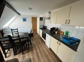 Ferienwohnung und Monteurzimmer Nähe Leuna, Merseburg, Halle und Leipzig, hotel i Braunsbedra