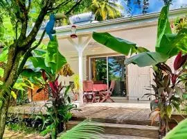 MAJO LOUNGE dans un jardin tropical à 5 min de la mer Caraïbe