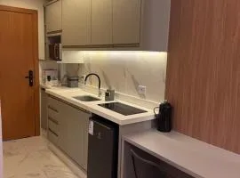 Studio Novo Moderno e Aconchegante - Centro