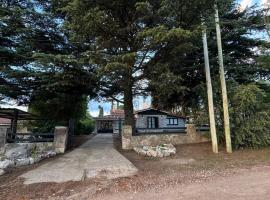 Chalet La Isolina、ビージャ・ヒアルディノのホテル