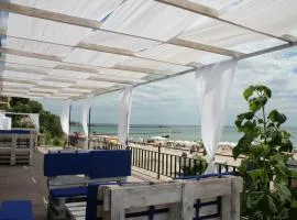 Maria Tereza Bungalows、バルチクのコテージ