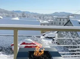 Central Lake Placid Mountain Views