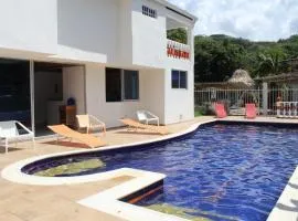 Casa moderna con piscina privada, Jacuzzi, Melgar Tolima