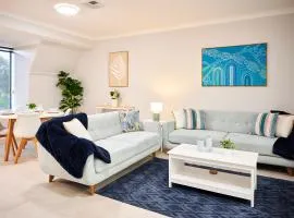 Luxury Retreat Central, walk to Optus Stadium
