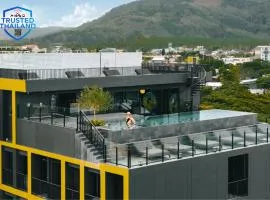 Blu Monkey Hub and Hotel Laguna, Bangtao Phuket