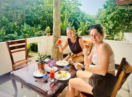 Coastal Cloud Surf - Walk To Ahangama Beach，位于阿杭格默的酒店