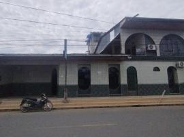 Hospedaje Sadicita, kh&aacute;ch sạn c&oacute; chỗ đậu xe ở Requena