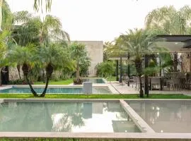 Apt wPadel Cowork Kidsclub 3 pools and more