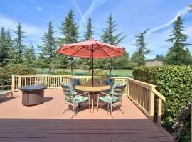 Mac Haven - Single level golf view wine escape