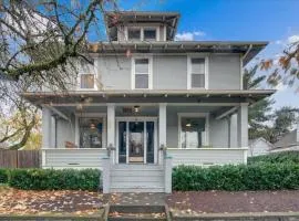 Vino e Vita Historic Pet-Friendly Home-EV Charger