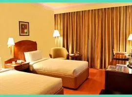 Mahakaleshwar jyotilinga Temple Dwarika - Dhish Premium near Railway station, Fully Air conditioned Rooms -wifi- Lift and Restaurant Facilities, BEST HOTEL IN UJJAIN