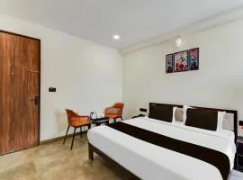 Super Townhouse OAK Owaisi Hospital Mailardevpally Formerly Tolkanti Arc