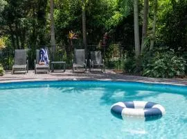 Bayshore Bungalow 3 - Oceanstays