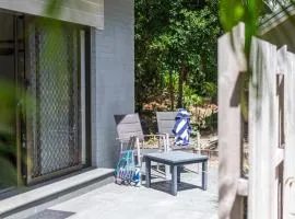 Bayshore Bungalow 6 - Oceanstays