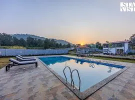 StayVista at Red Gable with Pool, Lawn