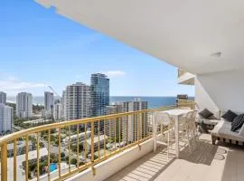 Luxury 3BR Gold Coast Stay Ocean and City Views