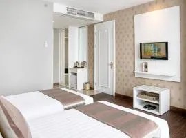 德颇萨维罗酒店