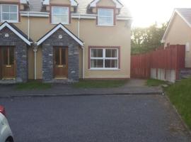 15 Sheen View Kenmare Co Kerry, hotel near River Valley Stables, Kenmare