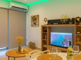 Lively Coast Apartment In Nightlife 400 m from the Beach