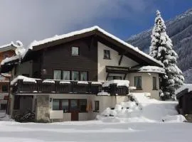 Chalet Sunstar